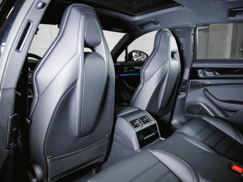 Porsche Panamera 4 бензин 2024 id-1004860 Купить Porsche Panamera 4 бензин 2024 id-1004860 в Киеве, Фото №10