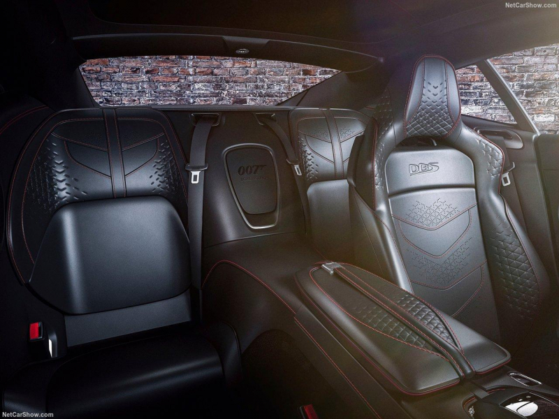 Aston-Martin DBS Superleggera 007 бензин 2021 id-1004849 Купить Aston-Martin DBS Superleggera 007 бензин 2021 id-1004849 в Киеве, Фото №4