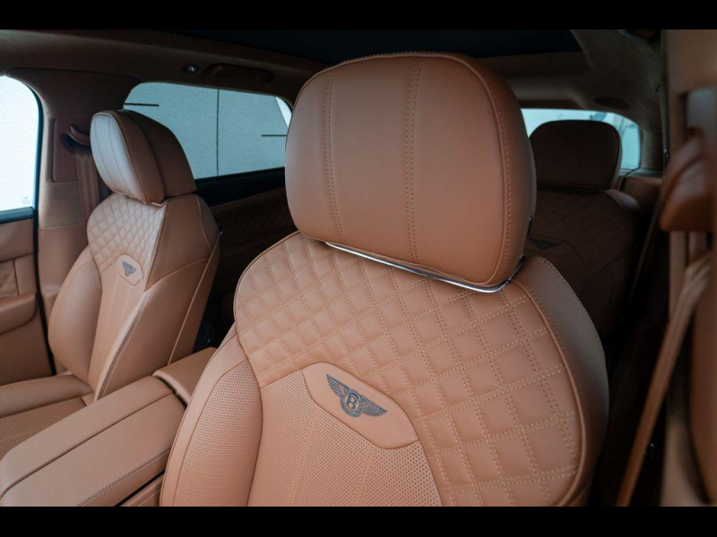 Bentley Bentayga AZURE бензин 2024 id-1004847 Купить Bentley Bentayga AZURE бензин 2024 id-1004847 в Киеве, Фото №15