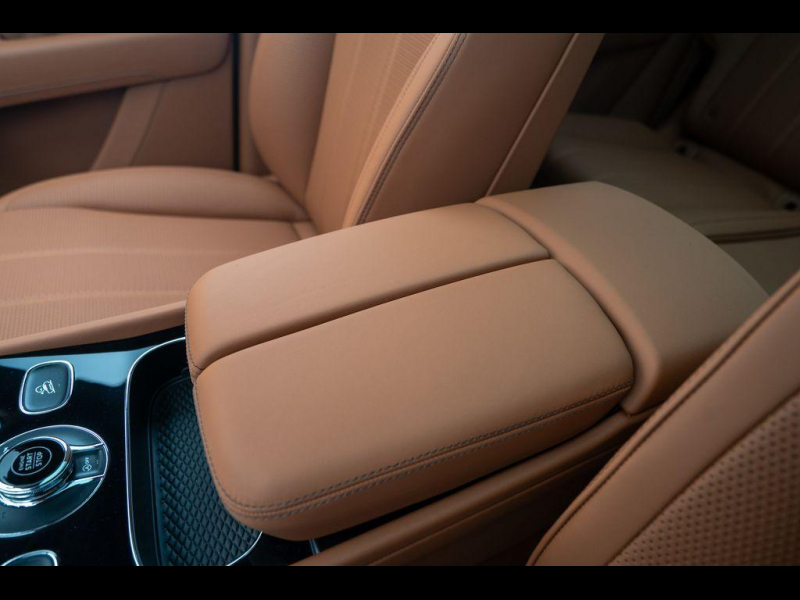 Bentley Bentayga AZURE бензин 2024 id-1004847 Купить Bentley Bentayga AZURE бензин 2024 id-1004847 в Киеве, Фото №16