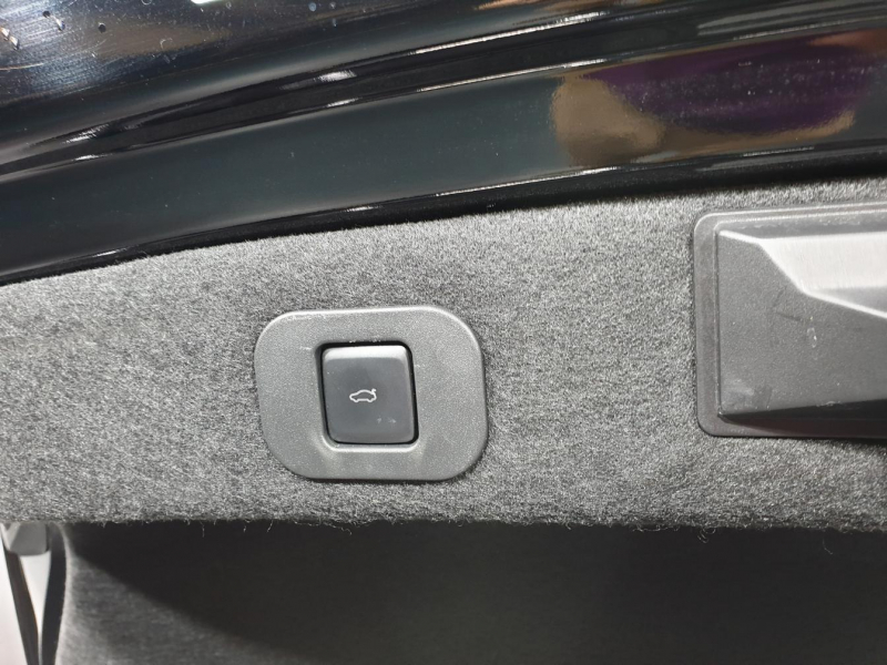 Купить Lincoln Continental бензин 2017 id-1004841 в Киеве, Фото №18