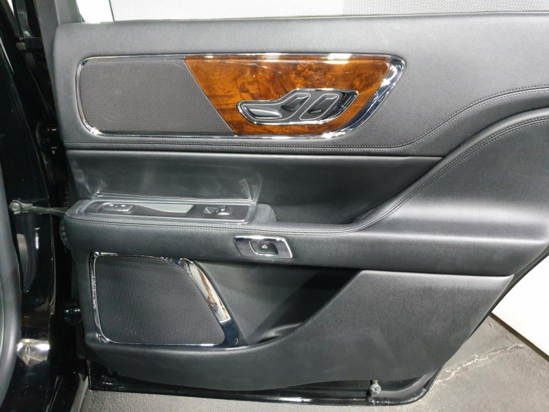 Купить Lincoln Continental бензин 2017 id-1004841 в Киеве, Фото №31