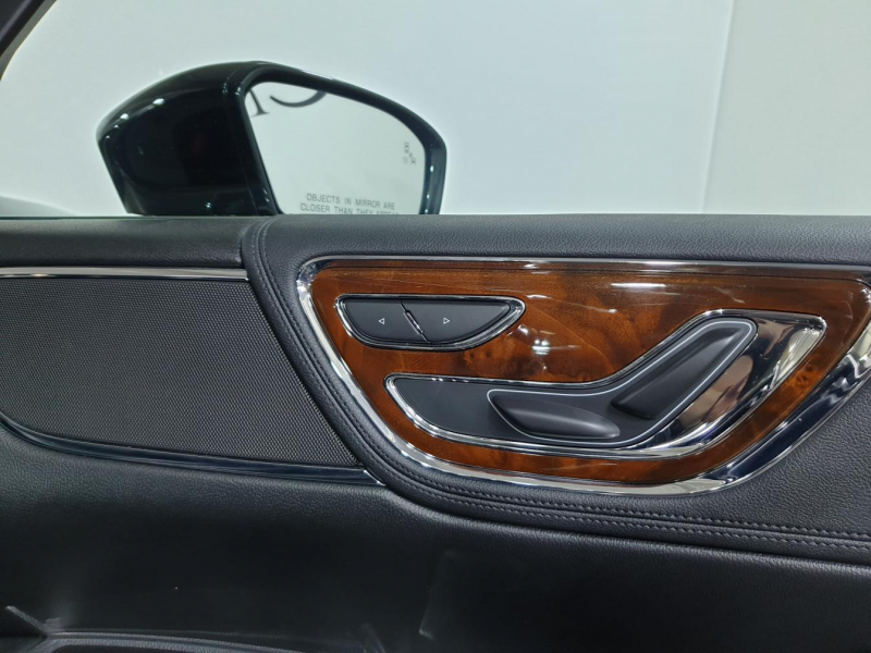 Купить Lincoln Continental бензин 2017 id-1004841 в Киеве, Фото №47