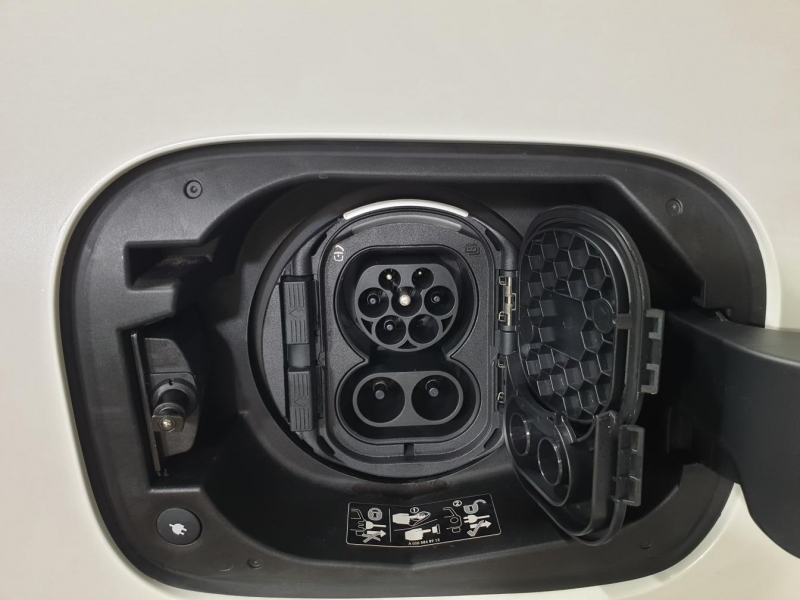 Купить Mercedes-Benz EQC 400 4matic электро 2024 id-1004776 в Киеве, Фото №75