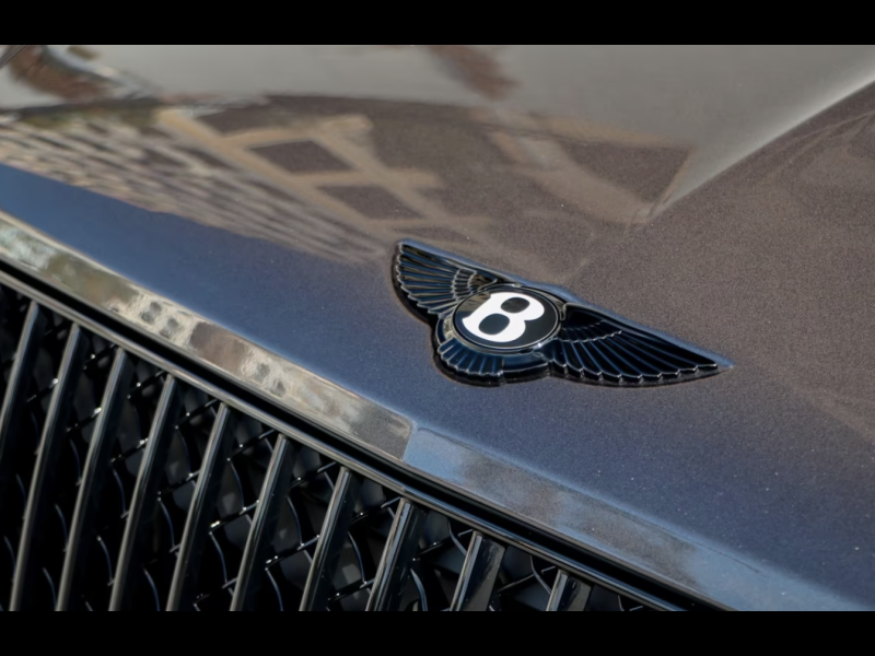 Купить Bentley Bentayga EWB Azure бензин 2025 id-1004735 в Киеве, Фото №5