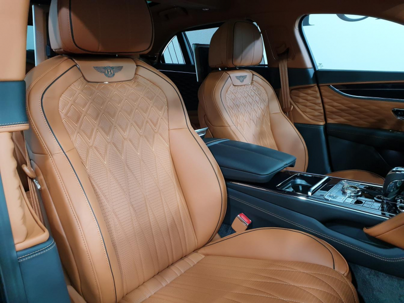 Bentley Flying Spur бензин 2024 id-1004714 Купить Bentley Flying Spur бензин 2024 id-1004714 в Киеве, Фото №11