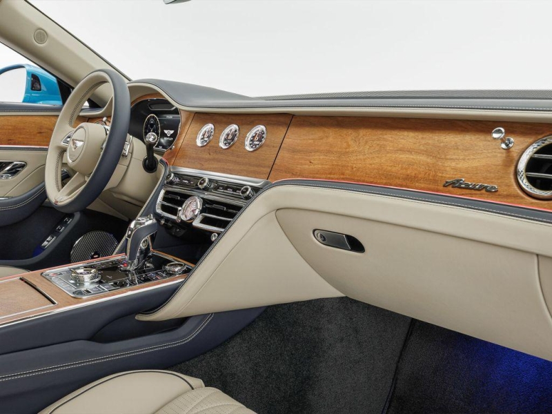 Bentley Flying Spur Azure Hybrid гибрид 2025 id-1004669 Купить Bentley Flying Spur Azure Hybrid гибрид 2025 id-1004669 в Киеве, Фото №5