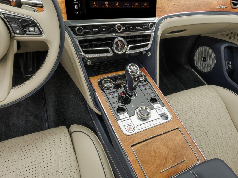 Bentley Flying Spur Azure Hybrid гибрид 2025 id-1004669 Купить Bentley Flying Spur Azure Hybrid гибрид 2025 id-1004669 в Киеве, Фото №19