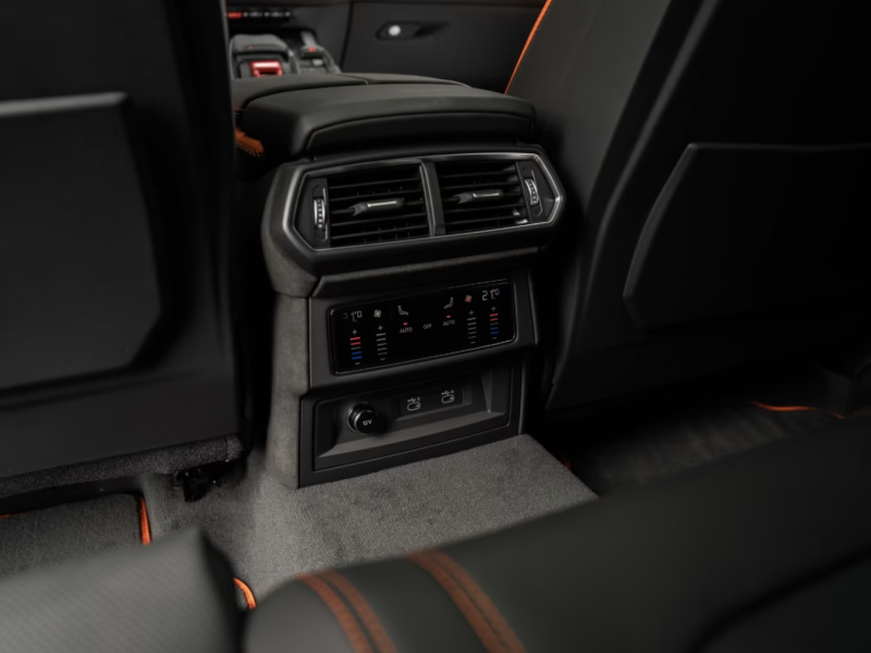 Купить Lamborghini Urus SE гибрид 2026 id-1004430 в Киеве, Фото №12