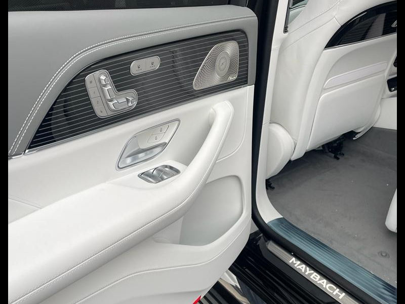 Mercedes-Maybach GLS 600 бензин 2024 id-1004402 Купить Mercedes-Maybach GLS 600 бензин 2024 id-1004402 в Киеве, Фото №12