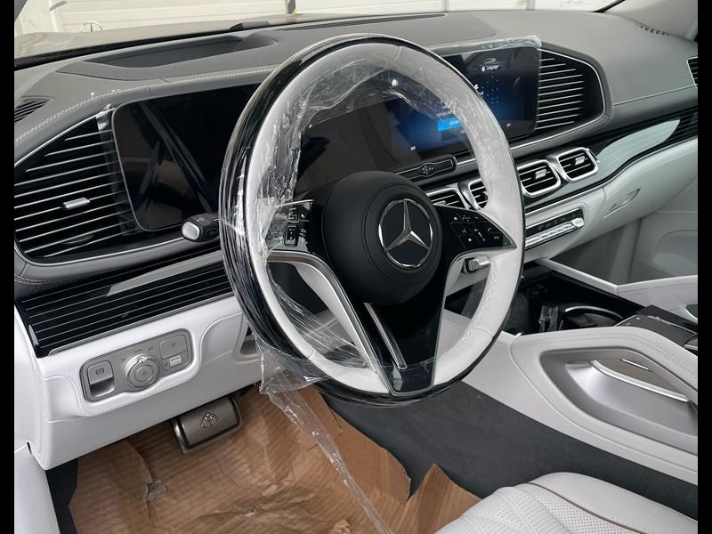 Купить Mercedes-Maybach GLS 600 бензин 2026 id-1004402 в Киеве, Фото №11