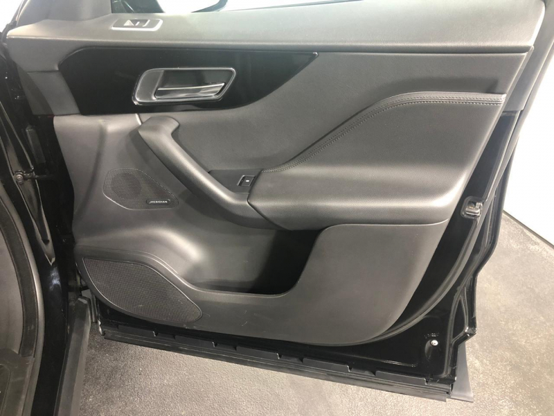 Jaguar F-Pace дизель 2017 id-1004391 Купить Jaguar F-Pace дизель 2017 id-1004391 в Киеве, Фото №8