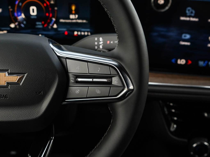 Купить Chevrolet Suburban High Country бензин 2025 id-1004375 в Киеве, Фото №4