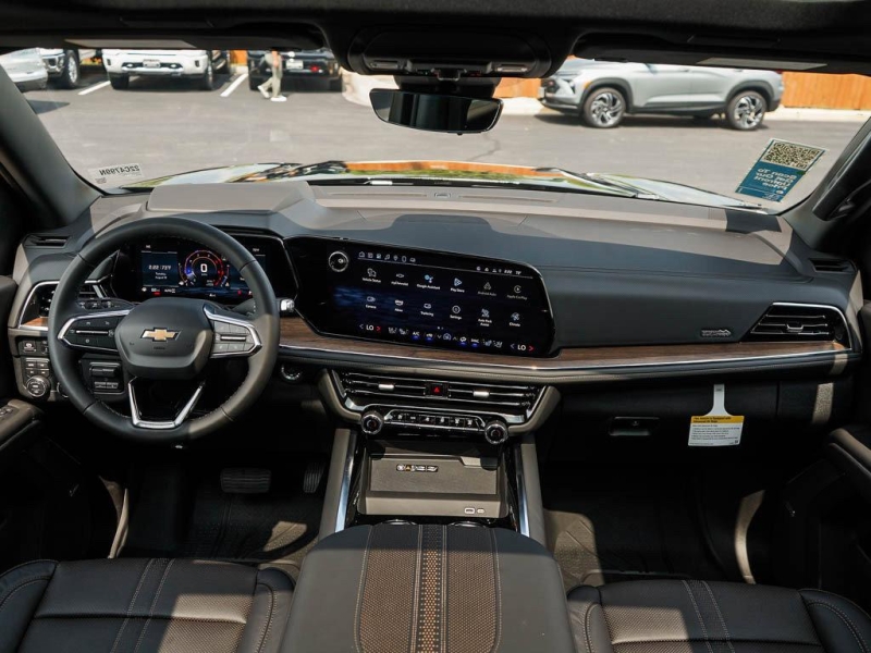 Купить Chevrolet Suburban High Country бензин 2026 id-1004375 в Киеве, Фото №3