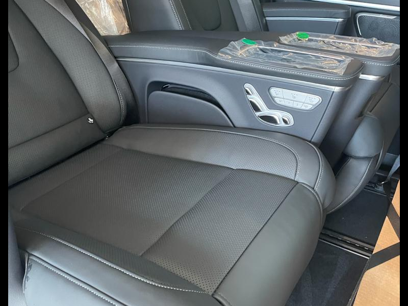 Mercedes-Benz V 300D 4MATIC Extralong дизель 2023 id-1004330 Купить Mercedes-Benz V 300D 4MATIC Extralong дизель 2023 id-1004330 в Киеве, Фото №13