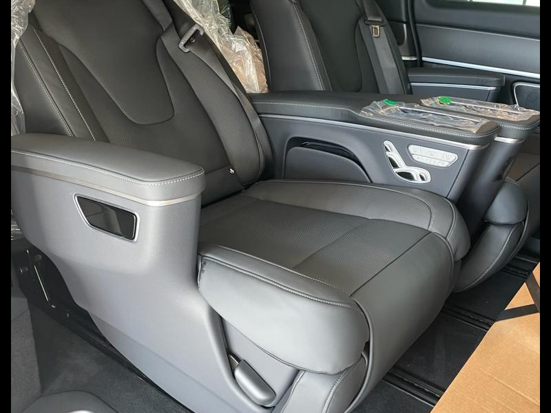 Mercedes-Benz V 300D 4MATIC Extralong дизель 2023 id-1004330 Купить Mercedes-Benz V 300D 4MATIC Extralong дизель 2023 id-1004330 в Киеве, Фото №16
