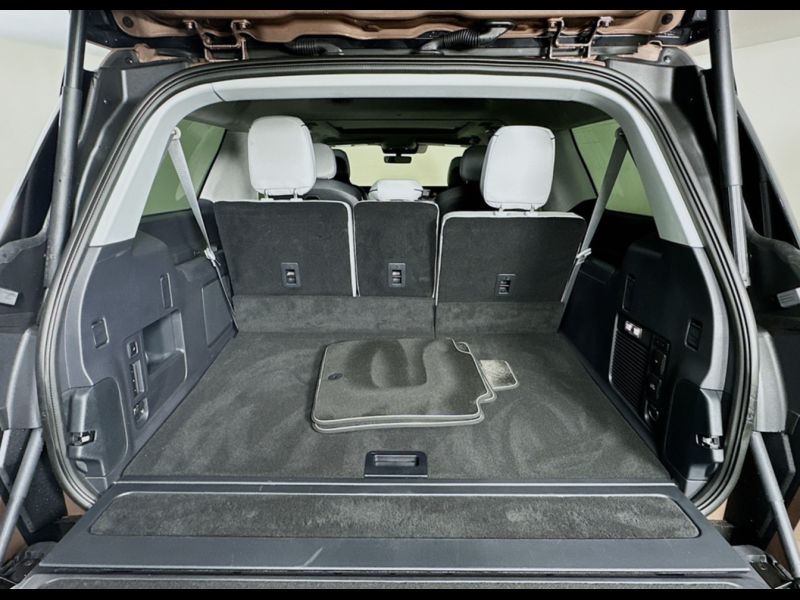 Lincoln Navigator L Black Label 4WD бензин 2025 id-1004253 Купить Lincoln Navigator L Black Label 4WD бензин 2025 id-1004253 в Киеве, Фото №11