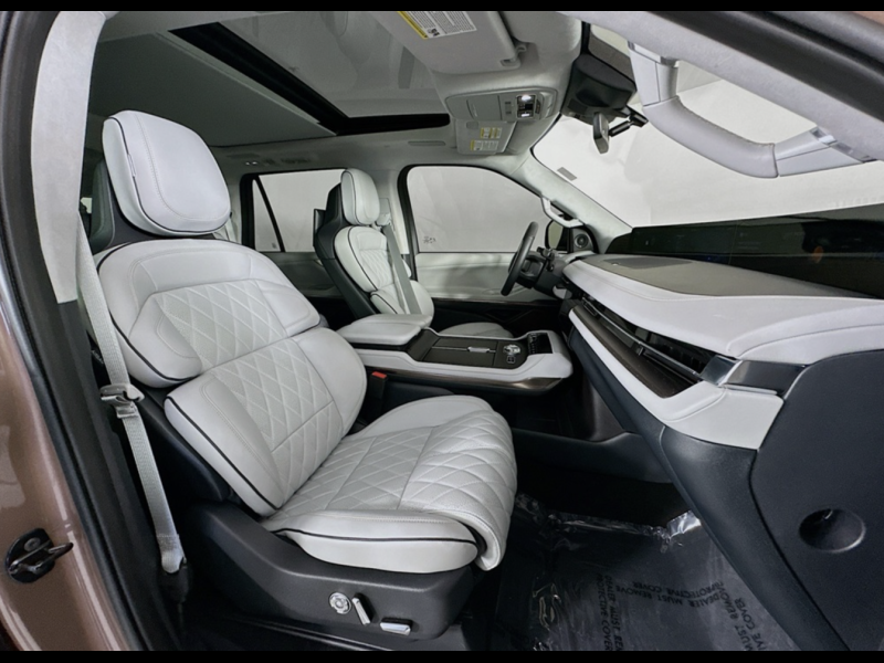 Lincoln Navigator L Black Label 4WD бензин 2025 id-1004253 Купить Lincoln Navigator L Black Label 4WD бензин 2025 id-1004253 в Киеве, Фото №14