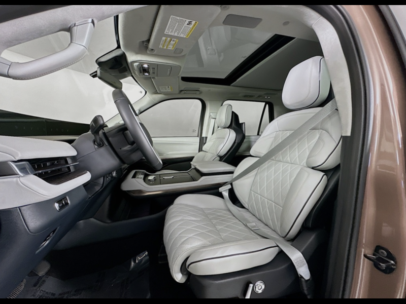 Lincoln Navigator L Black Label 4WD бензин 2025 id-1004253 Купить Lincoln Navigator L Black Label 4WD бензин 2025 id-1004253 в Киеве, Фото №7