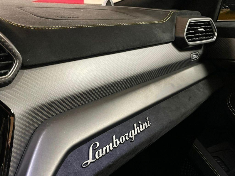 Lamborghini Urus Performante бензин 2024 id-1004102 Купить Lamborghini Urus Performante бензин 2024 id-1004102 в Киеве, Фото №17