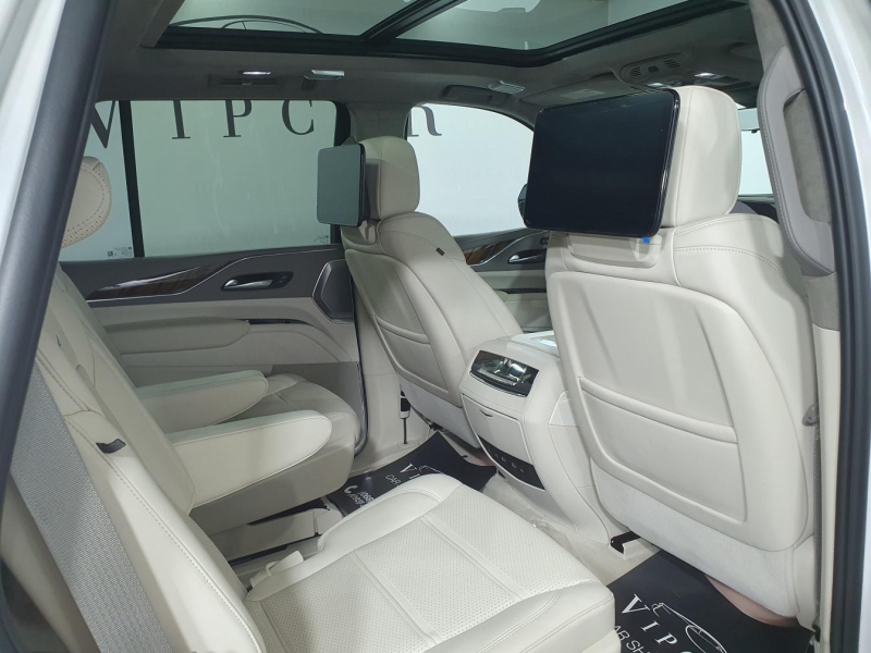 Cadillac Escalade Sport Platinum бензин 2022 id-1004050 Купить Cadillac Escalade Sport Platinum бензин 2022 id-1004050 в Киеве, Фото №21