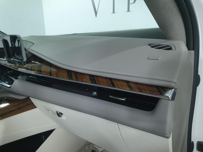 Cadillac Escalade Sport Platinum бензин 2022 id-1004050 Купить Cadillac Escalade Sport Platinum бензин 2022 id-1004050 в Киеве, Фото №28