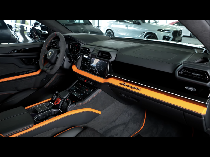 Купить Lamborghini Urus SE гибрид 2026 id-1004015 в Киеве, Фото №13