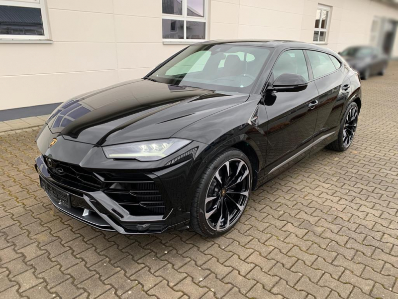 Lamborghini Urus бензин 2021 id-9239 Купить Lamborghini Urus бензин 2021 id-9239 в Киеве, Фото №1