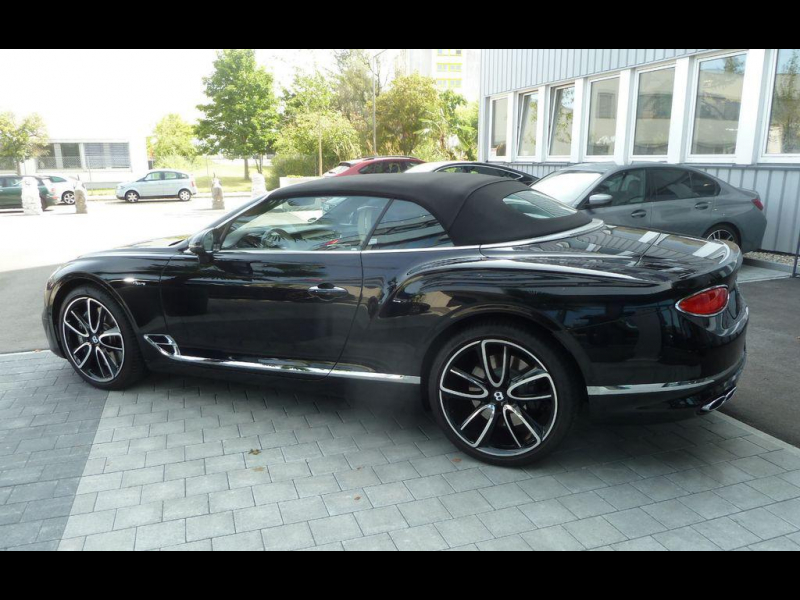 Bentley Continental GTC V8 Azure бензин 2024 id-9158 Купить Bentley Continental GTC V8 Azure бензин 2024 id-9158 в Киеве, Фото №3
