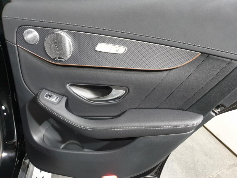 Mercedes-Benz EQC 400 4matic электро 2024 id-9124 Купить Mercedes-Benz EQC 400 4matic электро 2024 id-9124 в Киеве, Фото №29