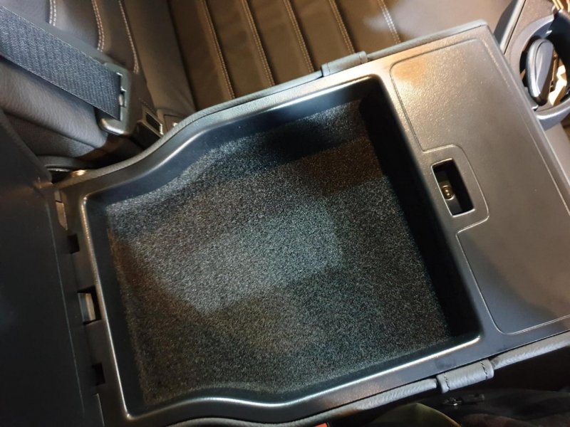 Mercedes-Benz EQC 400 4matic электро 2024 id-9124 Купить Mercedes-Benz EQC 400 4matic электро 2024 id-9124 в Киеве, Фото №32