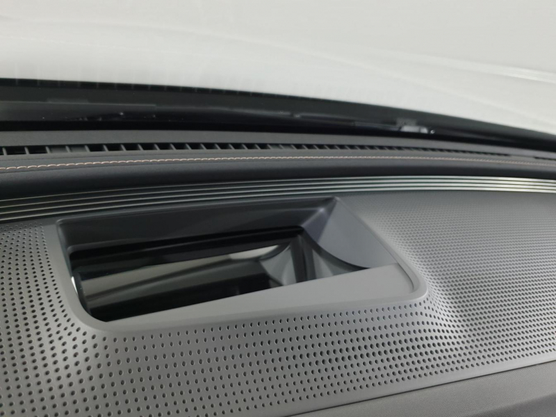 Mercedes-Benz EQC 400 4matic электро 2024 id-9081 Купить Mercedes-Benz EQC 400 4matic электро 2024 id-9081 в Киеве, Фото №60