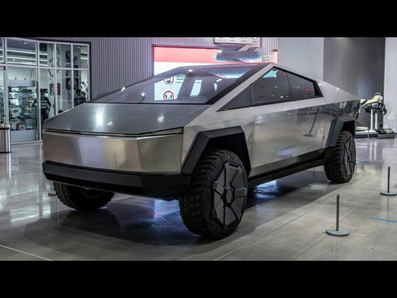 Купить Tesla Cybertruck электро 2025 id-9049 в Киеве, Фото №1