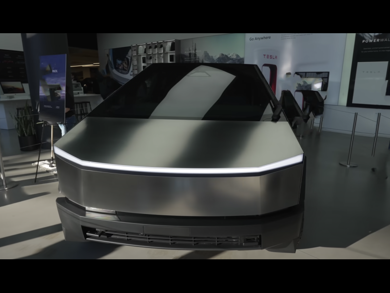 Купить Tesla Cybertruck электро 2025 id-9049 в Киеве, Фото №5