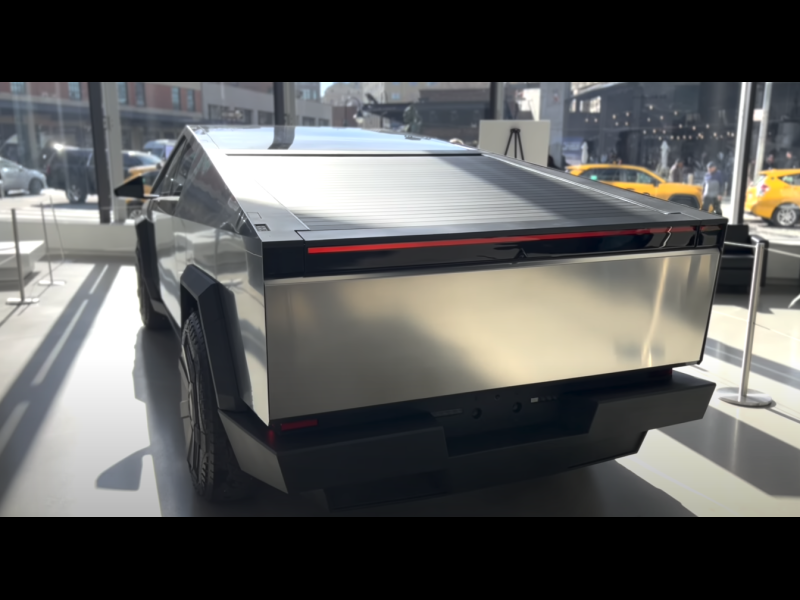 Купить Tesla Cybertruck электро 2025 id-9049 в Киеве, Фото №14