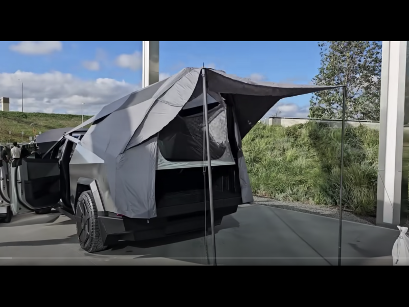 Купить Tesla Cybertruck электро 2025 id-9049 в Киеве, Фото №17