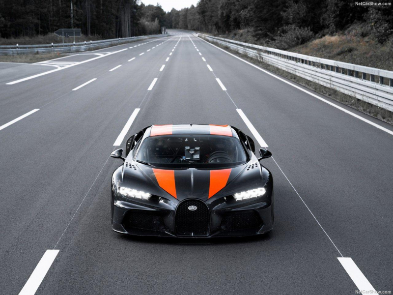 Bugatti Chiron Super Sport 300 бензин 2021 id-9016 Купить Bugatti Chiron Super Sport 300 бензин 2021 id-9016 в Киеве, Фото №1