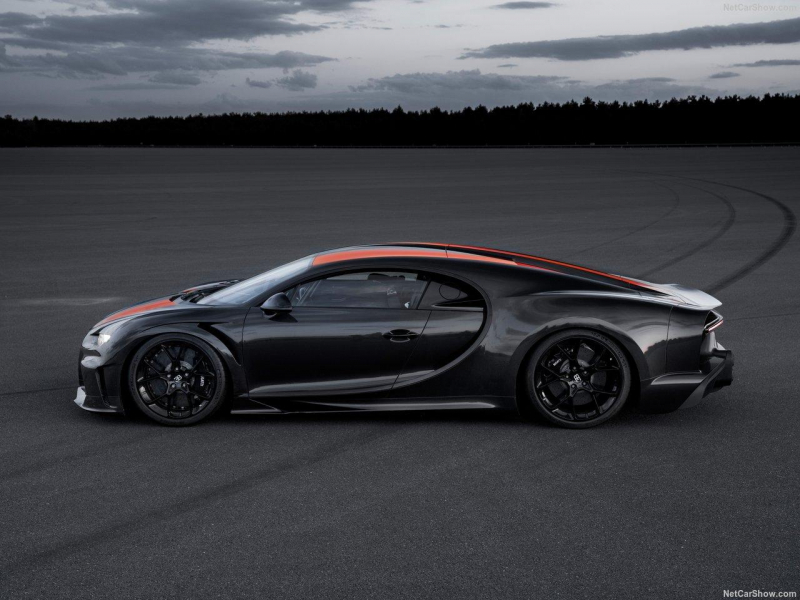 Bugatti Chiron Super Sport 300 бензин 2021 id-9016 Купить Bugatti Chiron Super Sport 300 бензин 2021 id-9016 в Киеве, Фото №4