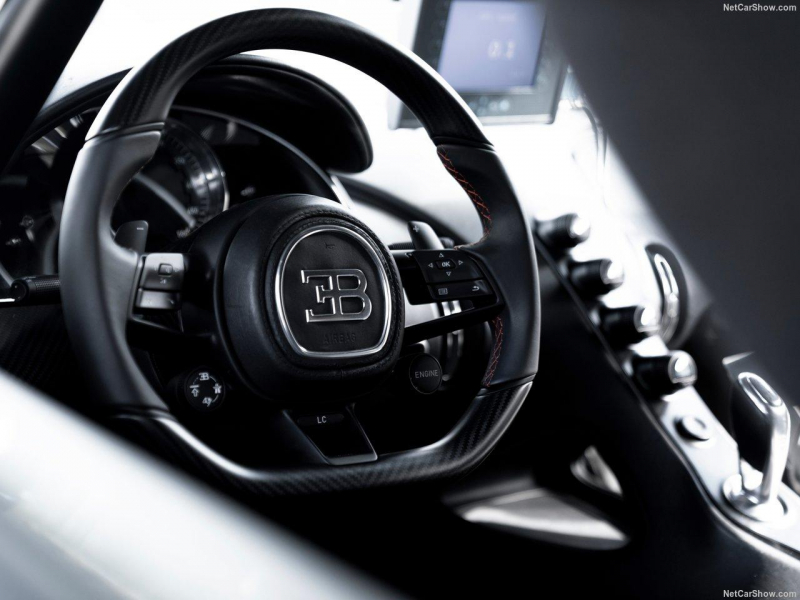 Bugatti Chiron Super Sport 300 бензин 2021 id-9016 Купить Bugatti Chiron Super Sport 300 бензин 2021 id-9016 в Киеве, Фото №6