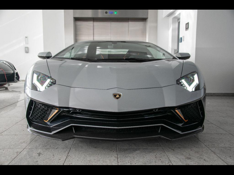 Lamborghini Aventador 780-4 Ultimae Roadster бензин 2024 id-9013 Купить Lamborghini Aventador 780-4 Ultimae Roadster бензин 2024 id-9013 в Киеве, Фото №2