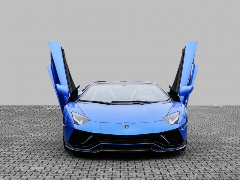 Lamborghini Aventador 780-4 Ultimae Roadster бензин 2024 id-9012 Купить Lamborghini Aventador 780-4 Ultimae Roadster бензин 2024 id-9012 в Киеве, Фото №1