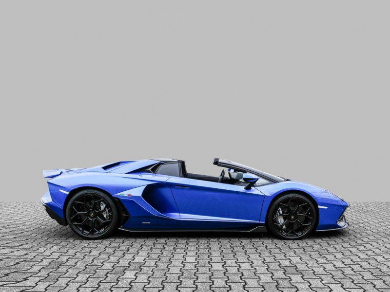 Lamborghini Aventador 780-4 Ultimae Roadster бензин 2024 id-9012 Купить Lamborghini Aventador 780-4 Ultimae Roadster бензин 2024 id-9012 в Киеве, Фото №5