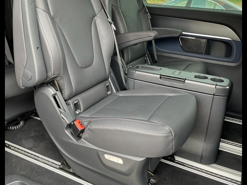 Mercedes-Benz EQV Extralong электро 2023 id-8931 Купить Mercedes-Benz EQV Extralong электро 2023 id-8931 в Киеве, Фото №6