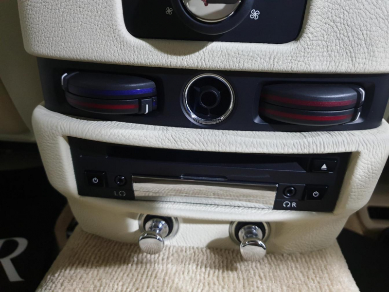 Купить Rolls-Royce Ghost бензин 2010 id-8826 в Киеве, Фото №32