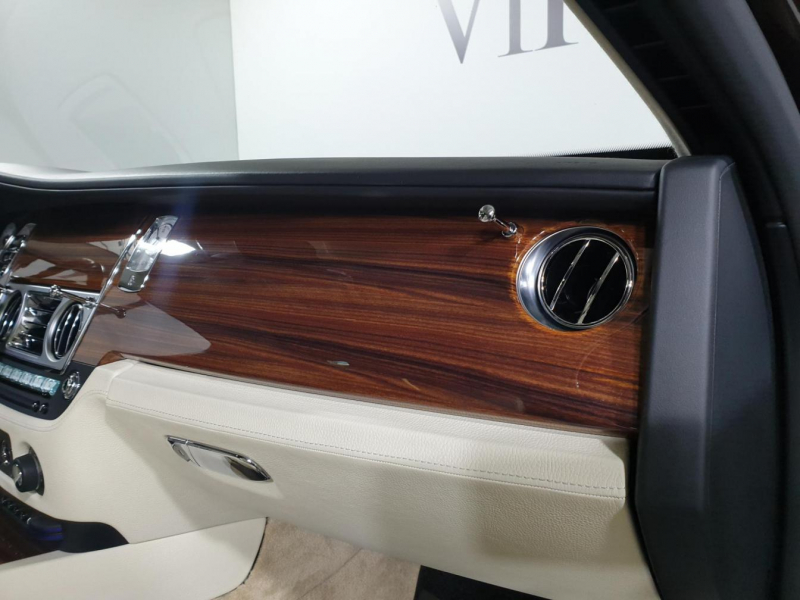 Купить Rolls-Royce Ghost бензин 2010 id-8826 в Киеве, Фото №49