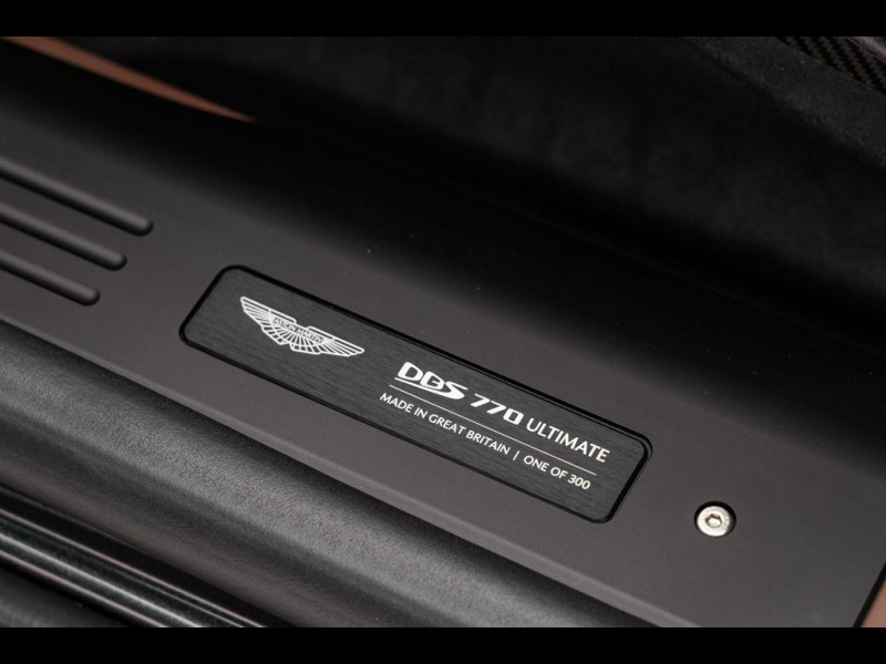 Aston-Martin DBS 770 Ultimate бензин 2024 id-8763 Купить Aston-Martin DBS 770 Ultimate бензин 2024 id-8763 в Киеве, Фото №8