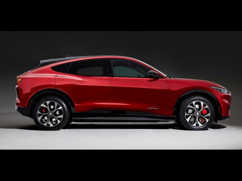 Купить Ford Mustang Mach-E электро 2022 id-8757 в Киеве, Фото №1