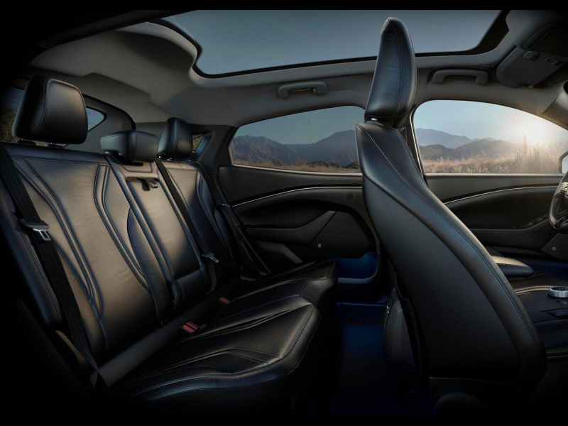 Купить Ford Mustang Mach-E электро 2022 id-8757 в Киеве, Фото №9