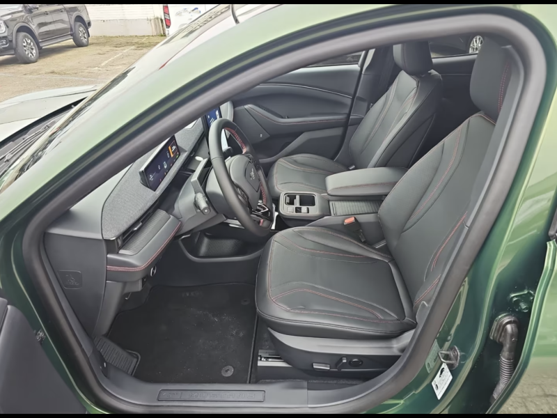 Купить Ford Mustang Mach-E электро 2026 id-8757 в Киеве, Фото №5