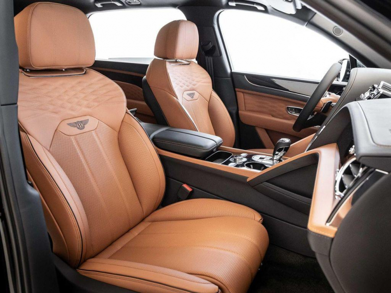 Bentley Bentayga EWB Azure бензин 2023 id-8695 Купить Bentley Bentayga EWB Azure бензин 2023 id-8695 в Киеве, Фото №5